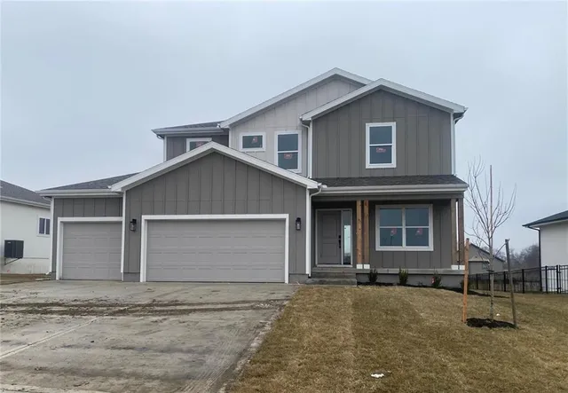 $609,950 | 18637 West 193rd Street, Spring Hill, KS 66083