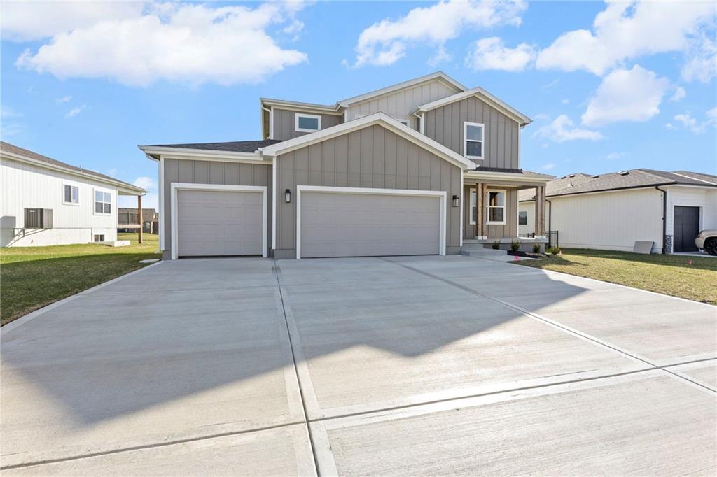 18637 West 193rd Street Spring Hill, KS 66083 - Photo 2 of 53