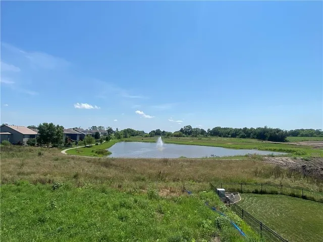 $609,950 | 18637 West 193rd Street, Spring Hill, KS 66083