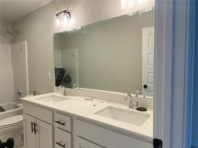 $609,950 | 18637 West 193rd Street, Spring Hill, KS 66083