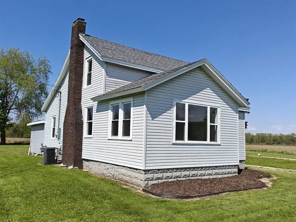 $250,000 | 31532 M Highway 62, Dowagiac, MI 49047