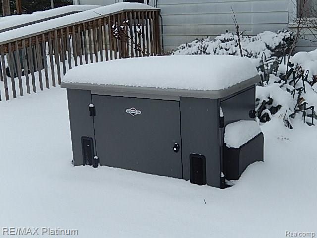 6046 Cedar Lake Road Pinckney, MI 48169 - Photo 11 of 36 11.jpg