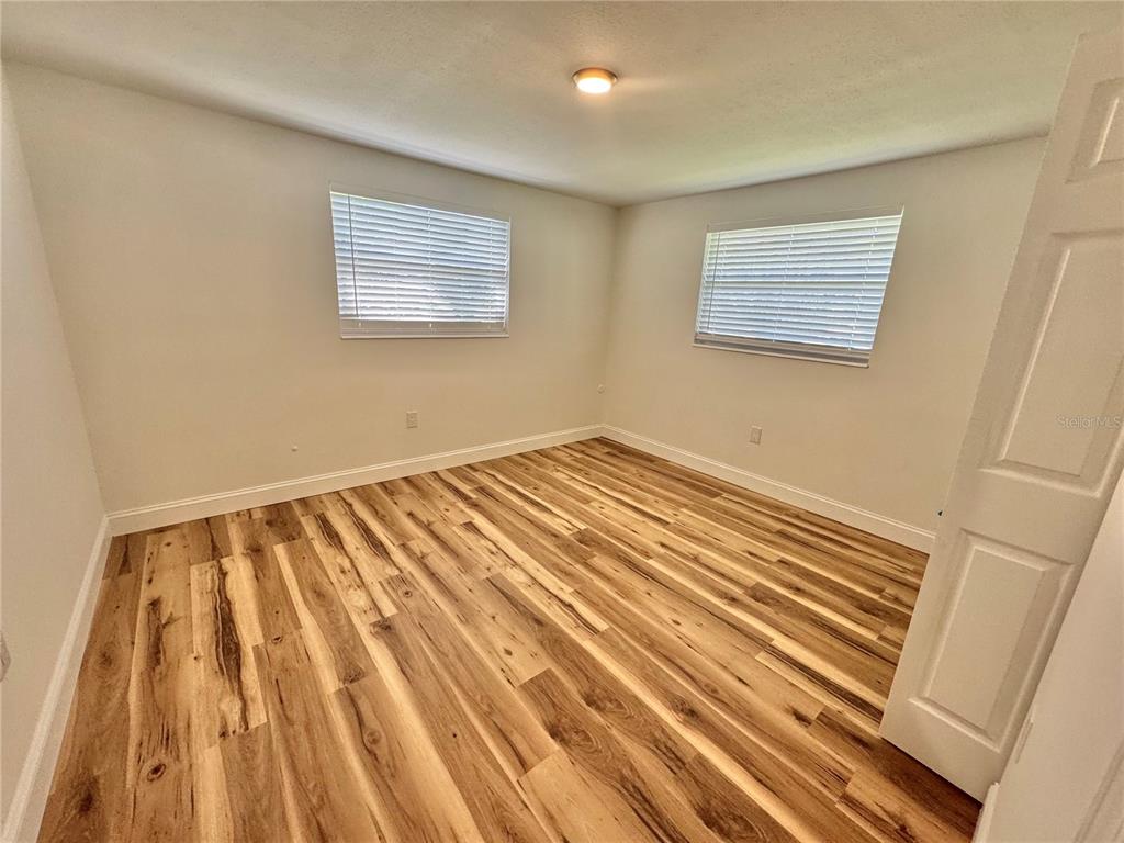 4443 South Beneva Road Sarasota, FL 34233 - Photo 5 of 33 Gallery Image 5