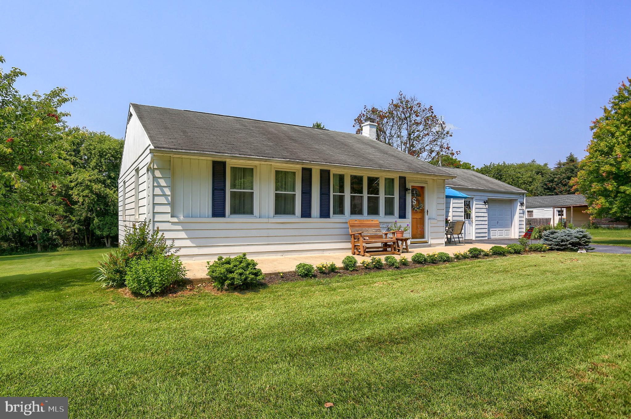 459 Old Stage Road Lewisberry, PA 17339 - Photo 3 of 44
