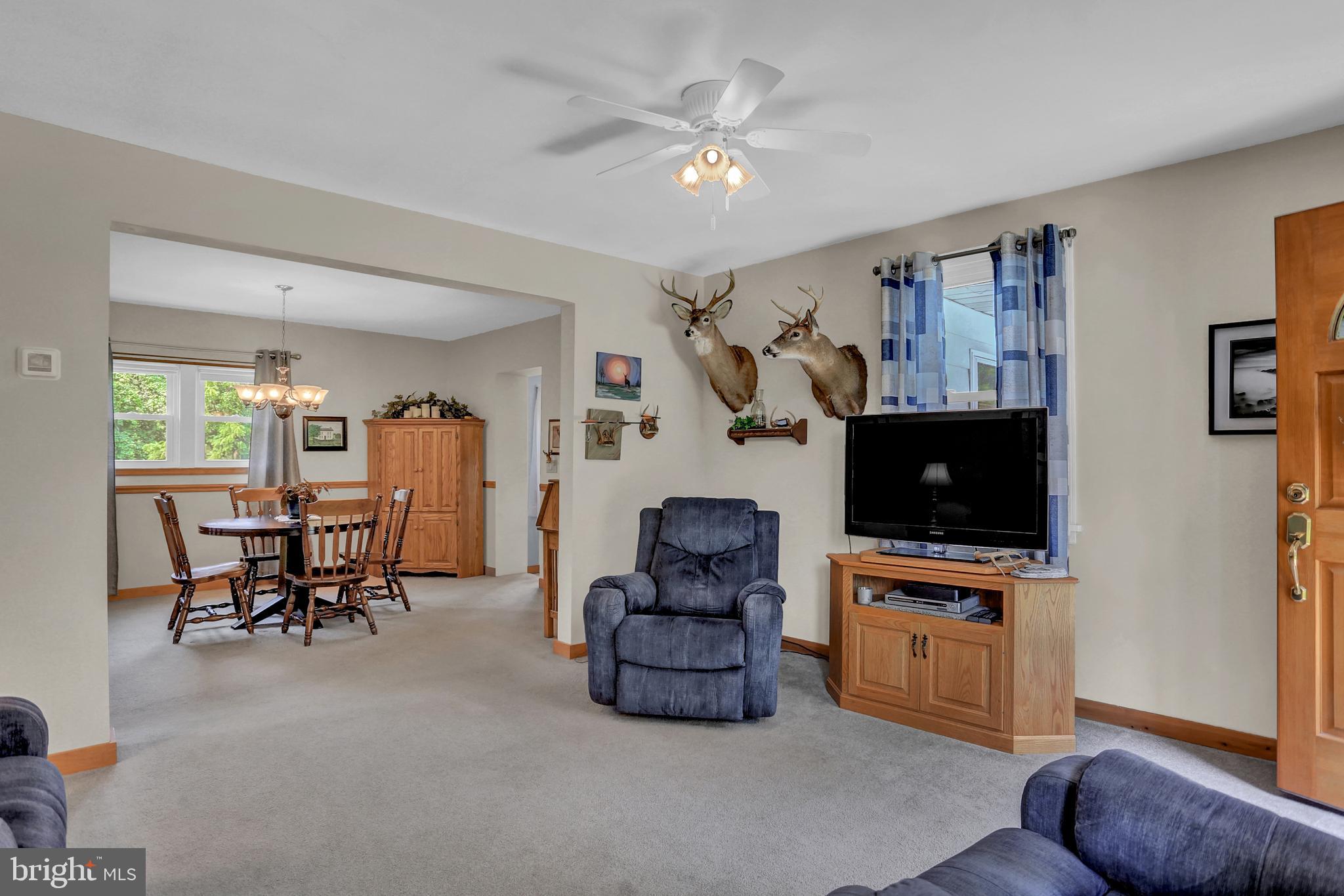 459 Old Stage Road Lewisberry, PA 17339 - Photo 5 of 44