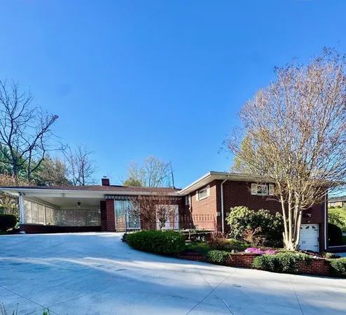 $229,900 | 411 Wheatley Road, Ashland, KY 41102