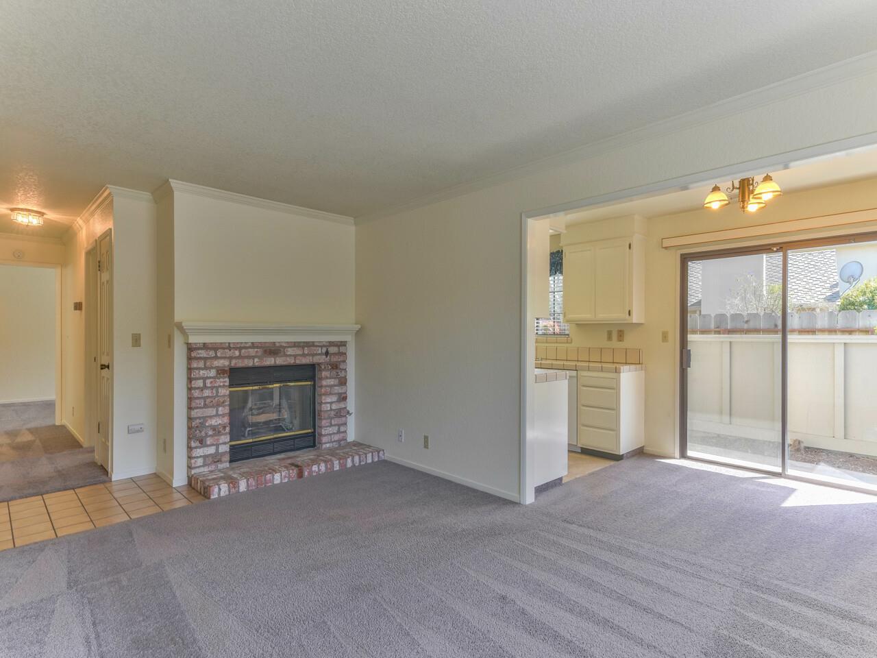 1065 Riker Street, Unit 6 Salinas, CA 93901 - Photo 5 of 23 Gallery Image 5