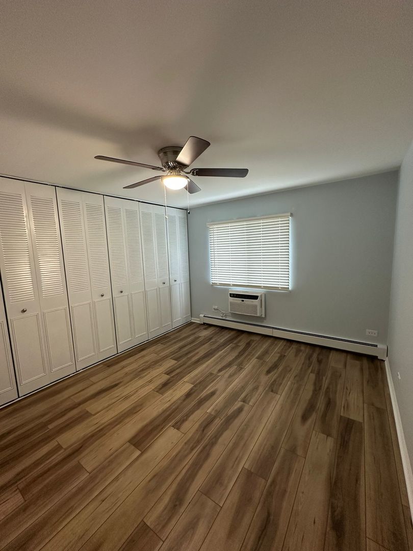3515 Central Road, Unit 103 Glenview, IL 60025 - Photo 14 of 20 Gallery Image 14