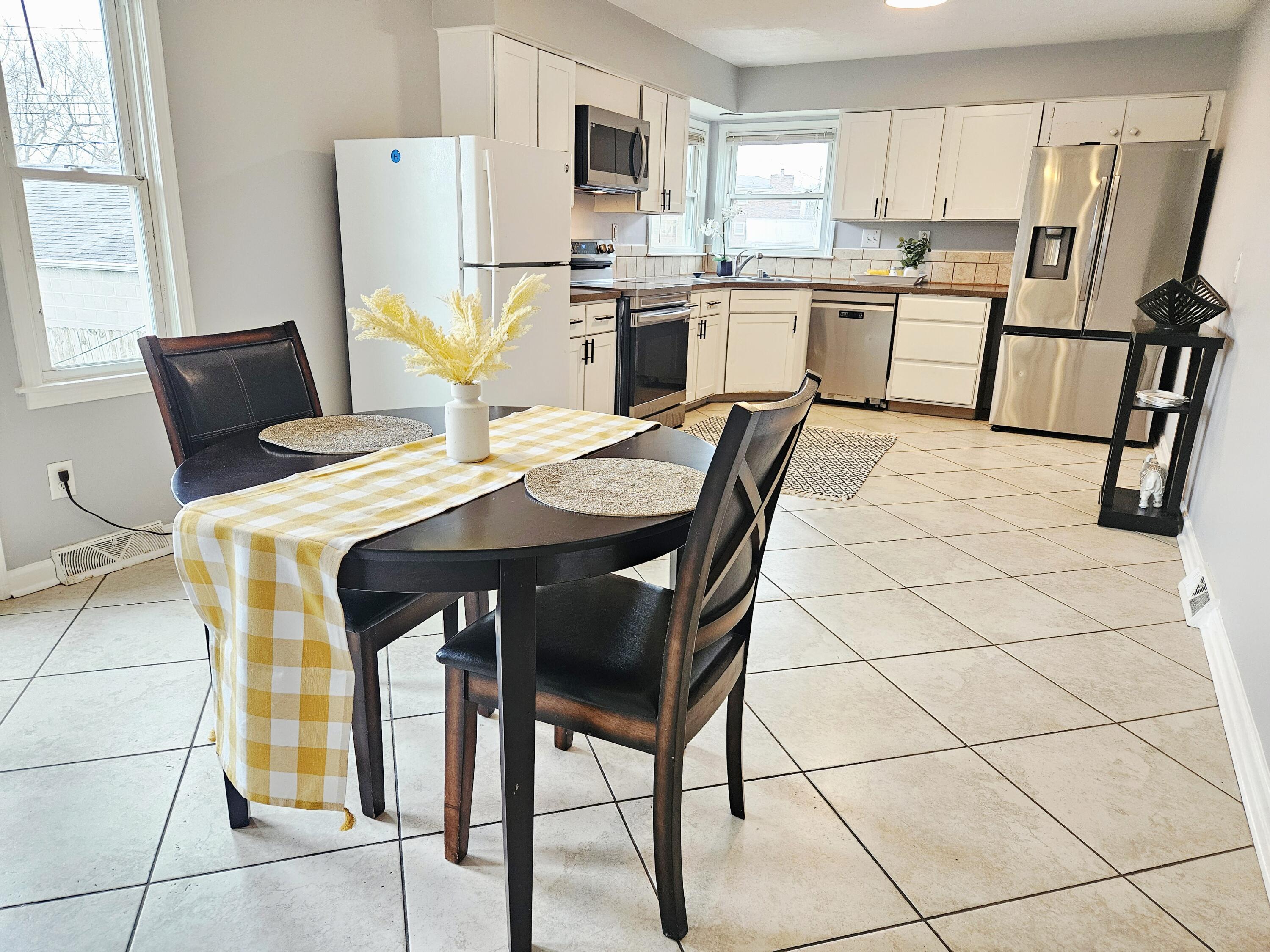 549 Radcliffe Road Lexington, KY 40505 - Photo 5 of 14 20260316_134633