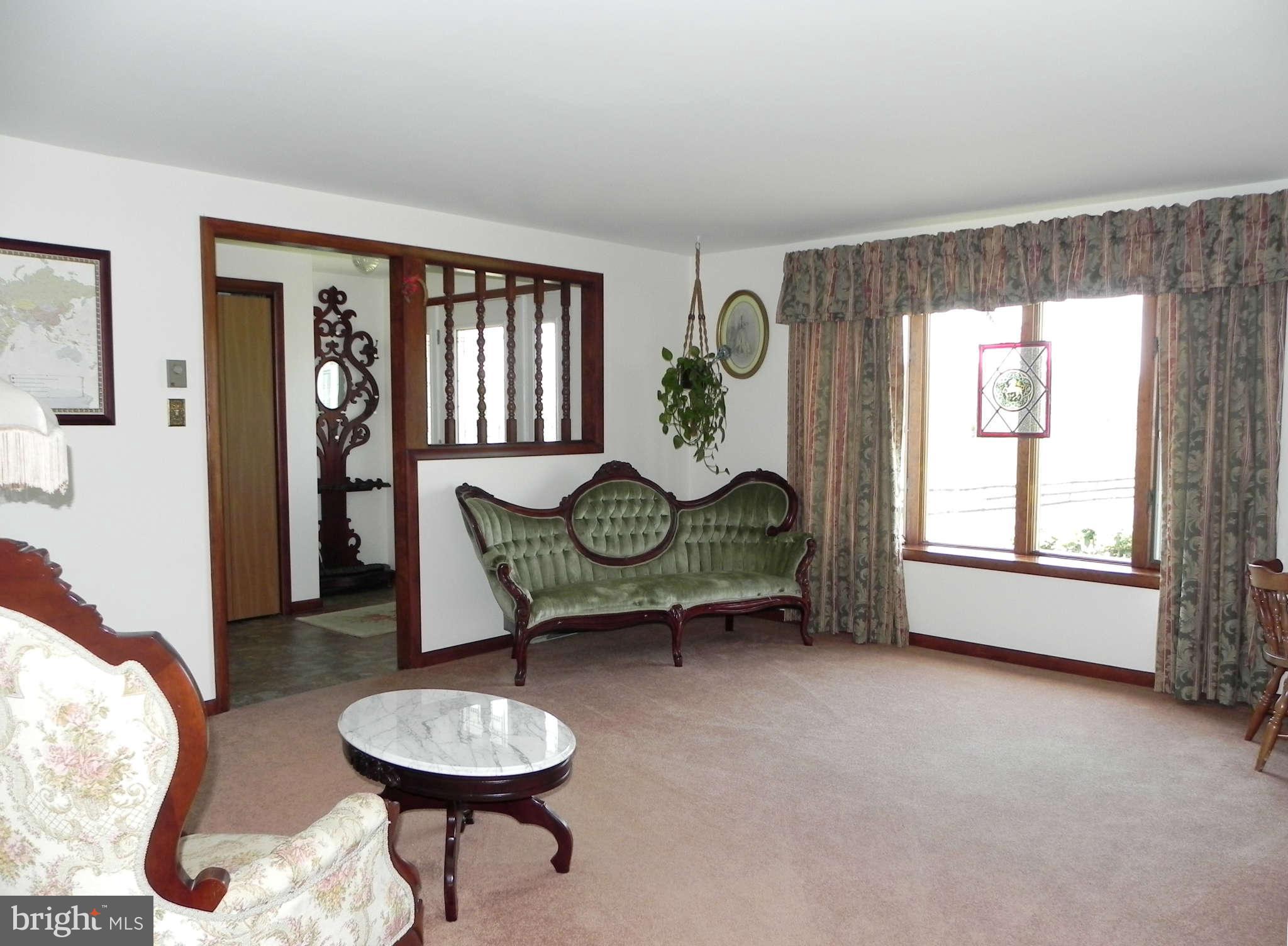 582 Earle Road Charles Town, WV 25414 - Photo 2 of 29 Formal Living Room