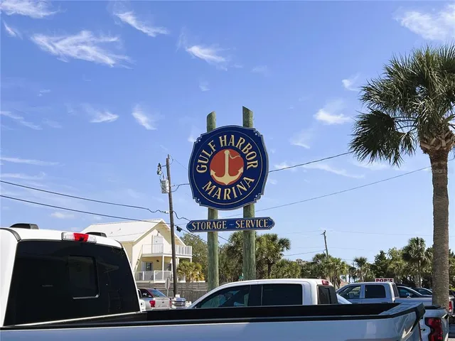 $47,000 | 100 Circuit Road, Unit S15, Nokomis, FL 34275