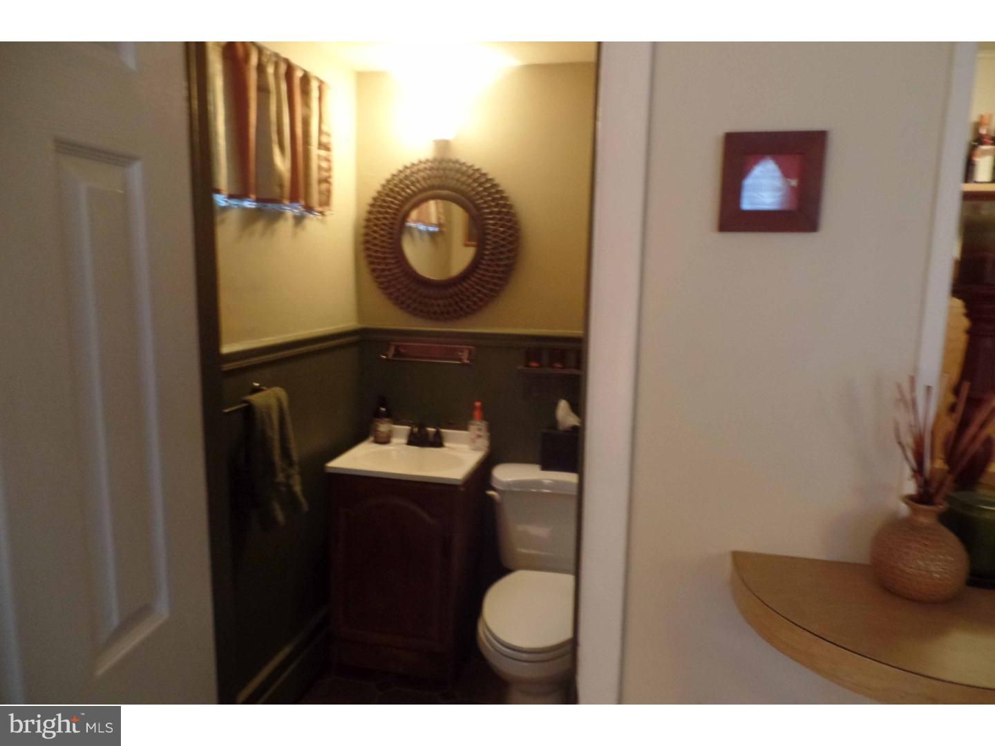 407 Longfield Road Glenside, PA 19038 - Photo 13 of 25 Gallery Image 13