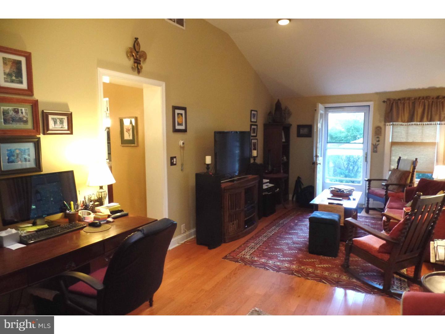 407 Longfield Road Glenside, PA 19038 - Photo 6 of 25 Gallery Image 6