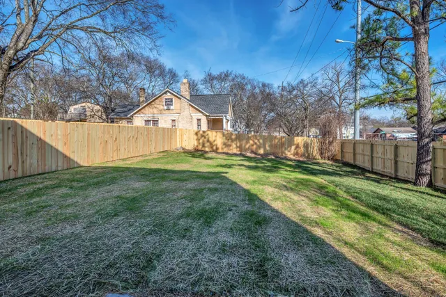 $2,800 | 417 Cumberland Avenue, Madison, TN 37115