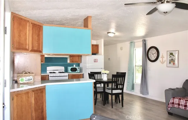 $54,000 | 999 South Santa Fe Avenue, Unit 17, San Jacinto, CA 92583