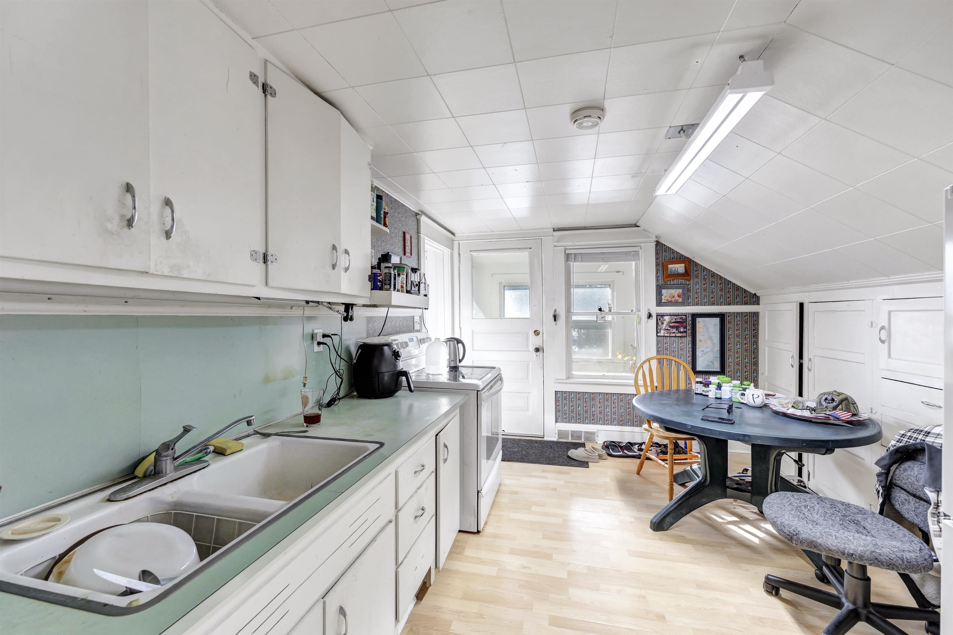 415 East Maple Street Appleton, WI 54915 - Photo 17 of 30