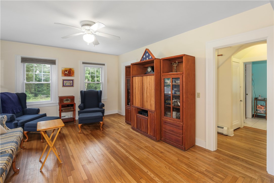 48 Spring Street Westerly, RI 02891 - Photo 13 of 32