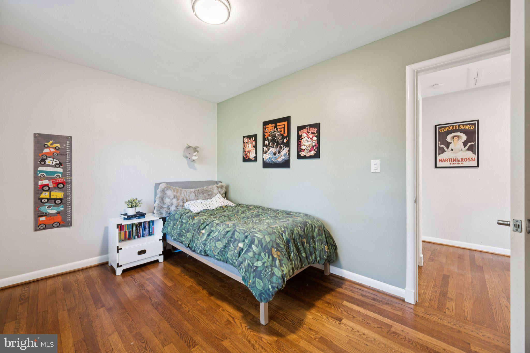 6 Spring Hill Court Chevy Chase, MD 20815 - Photo 15 of 26 Bedroom 3