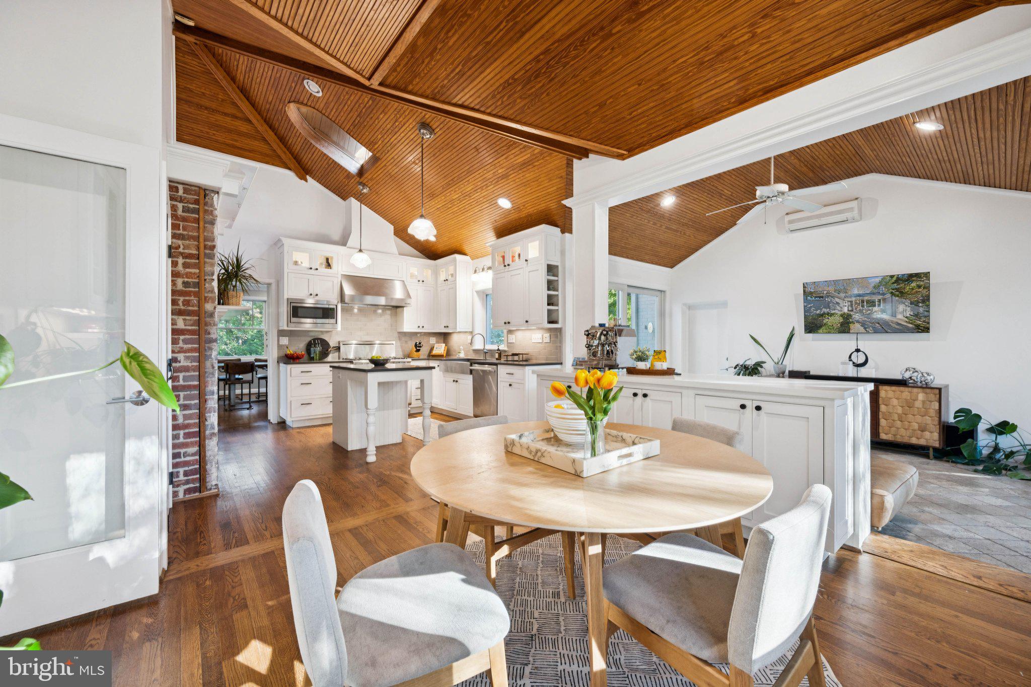 6 Spring Hill Court Chevy Chase, MD 20815 - Photo 8 of 26 Sun-Filled Breakfast Area