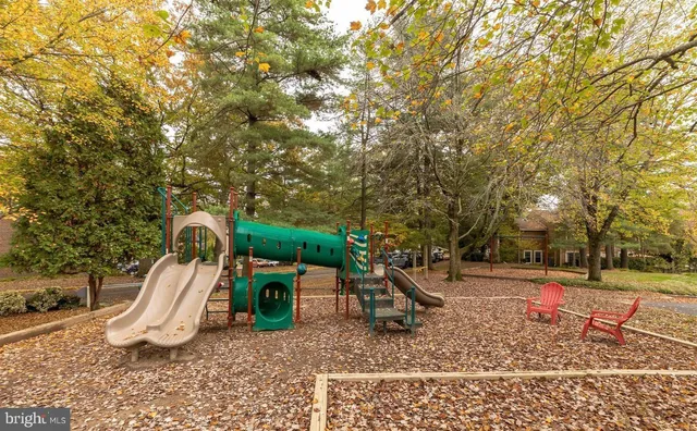 $3,200 | 2196 Golf Course Drive, Reston, VA 20191