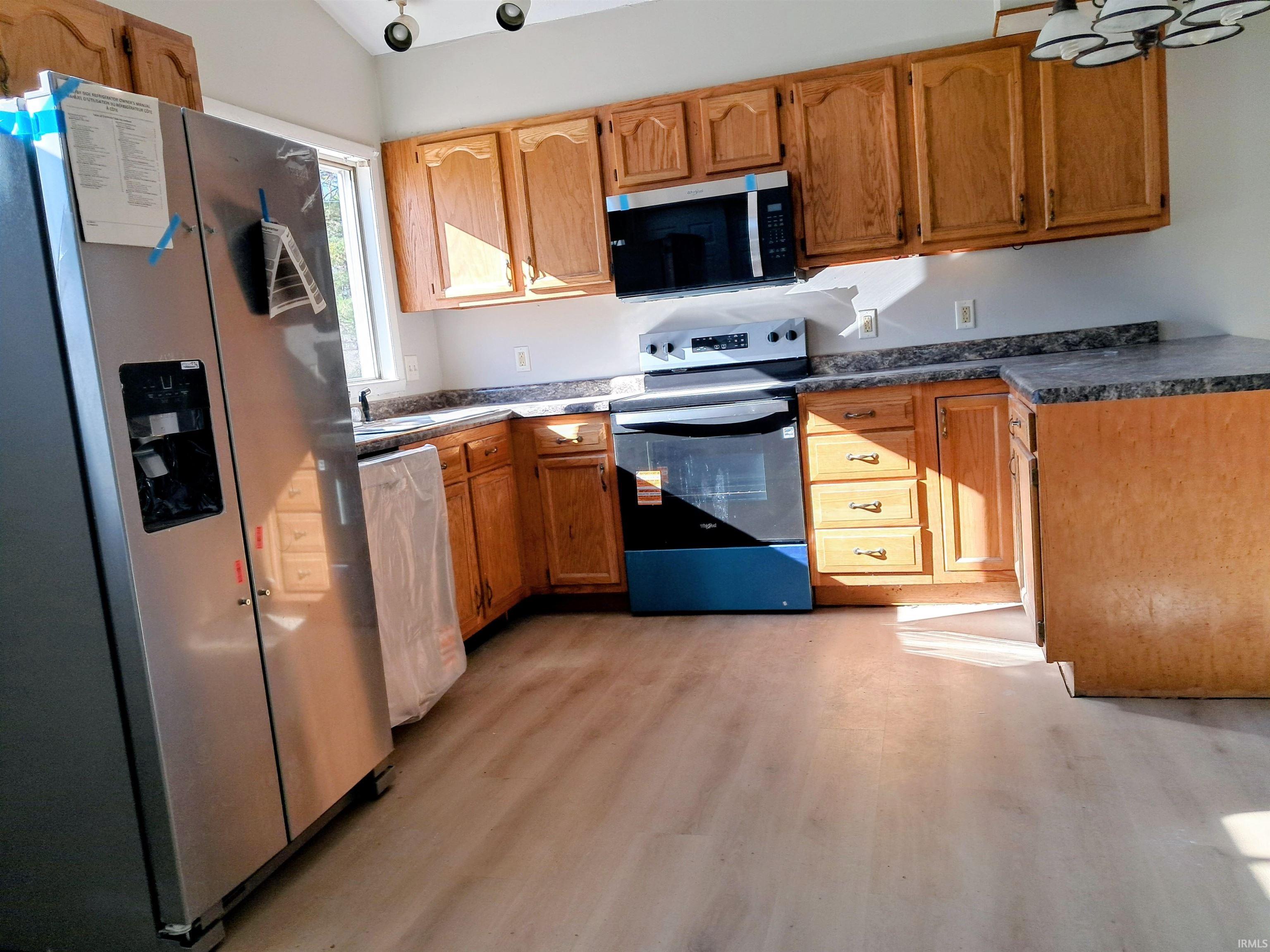 2804 Castle Court Peru, IN 46970 - Photo 4 of 22