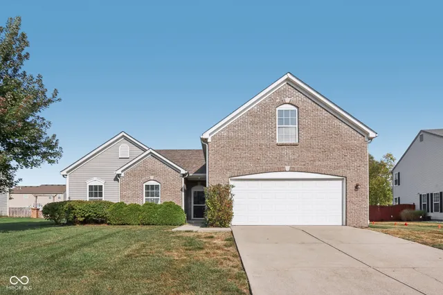 $365,000 | 1300 Charleston Court, Avon, IN 46123