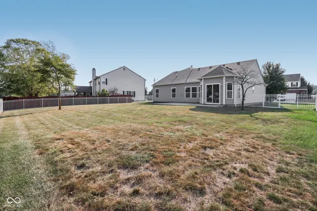 $365,000 | 1300 Charleston Court, Avon, IN 46123
