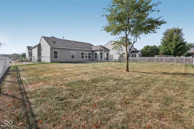 $365,000 | 1300 Charleston Court, Avon, IN 46123