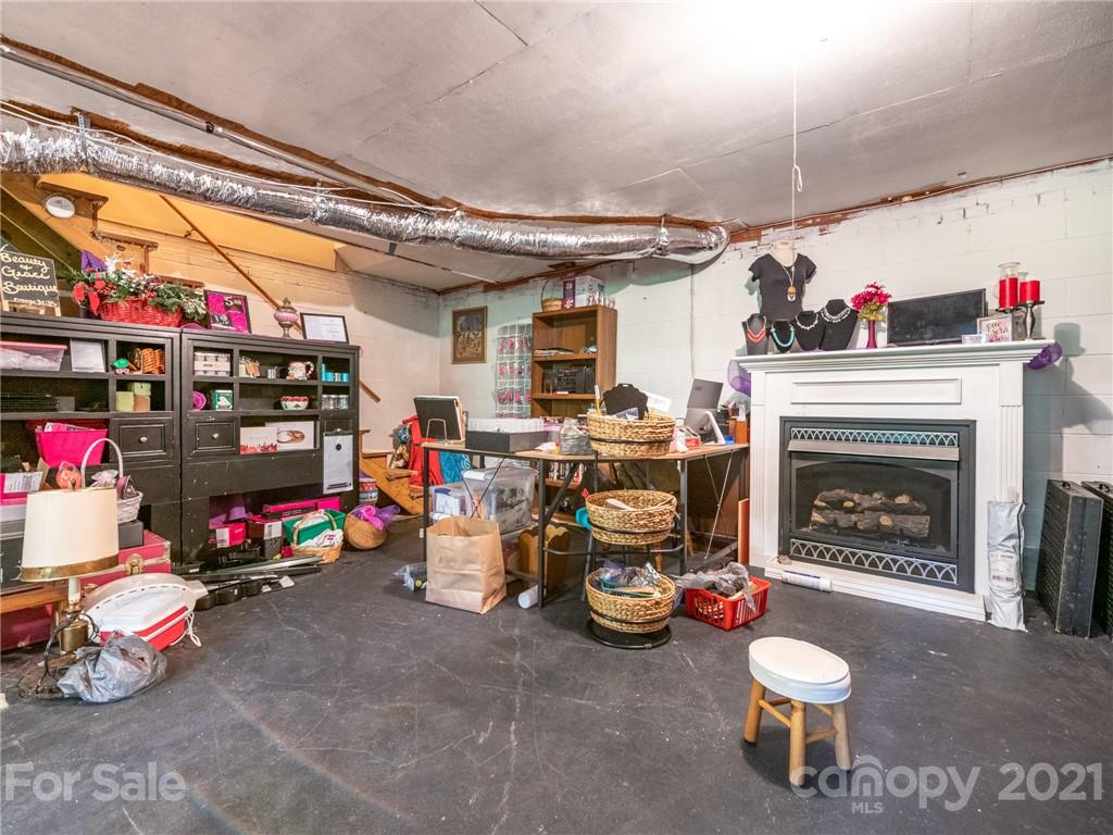 207 Plonk Road Dallas, NC 28034 - Photo 21 of 34 Gallery Image 21