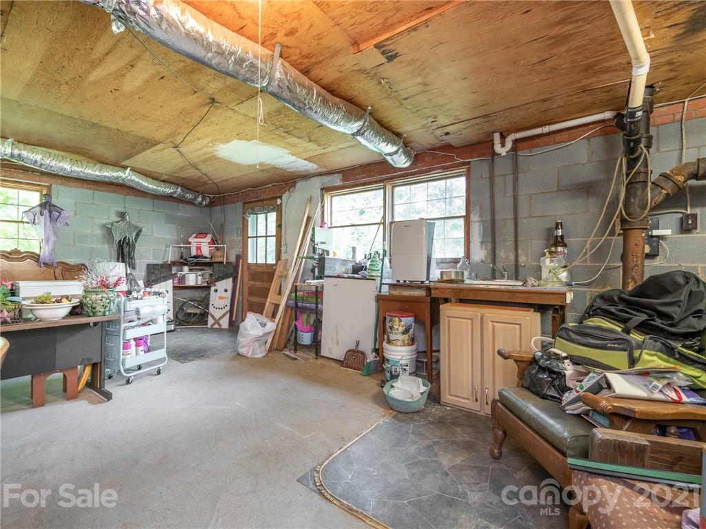 207 Plonk Road Dallas, NC 28034 - Photo 23 of 34 Gallery Image 23