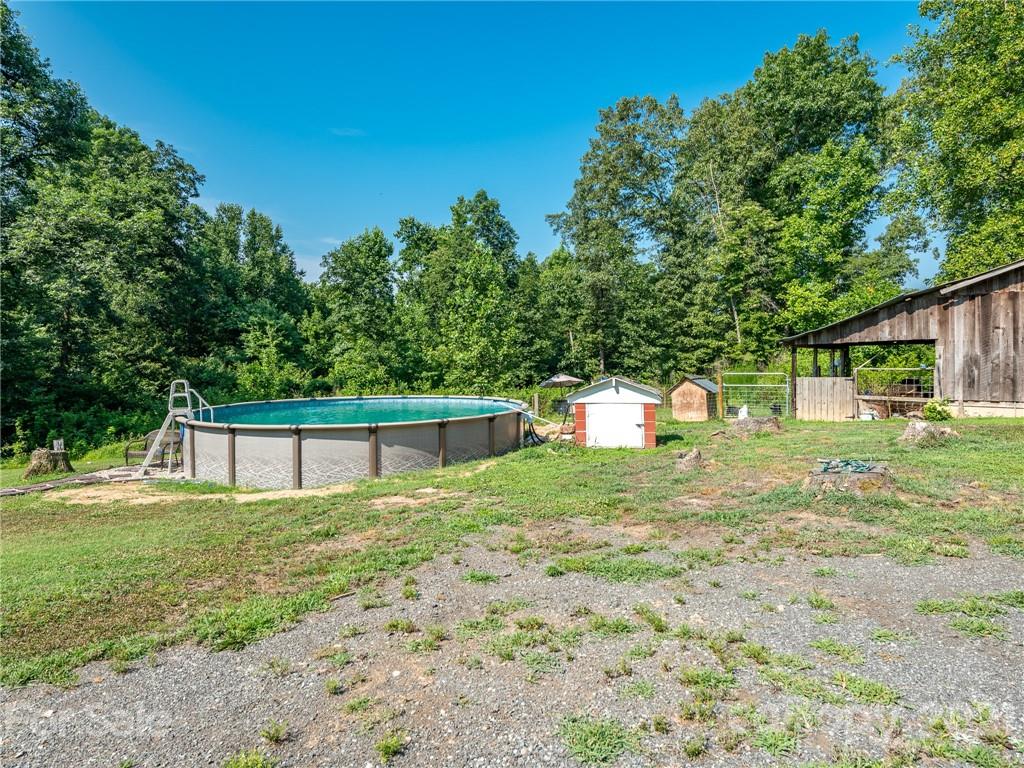 207 Plonk Road Dallas, NC 28034 - Photo 28 of 34 Gallery Image 28