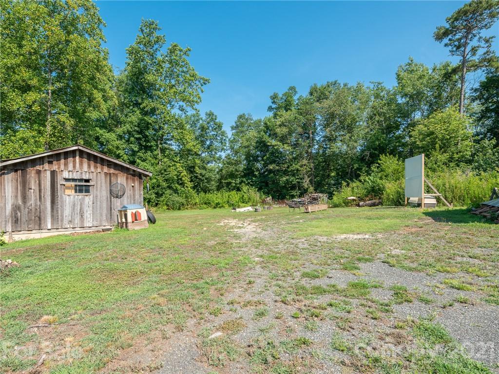 207 Plonk Road Dallas, NC 28034 - Photo 32 of 34 Gallery Image 32