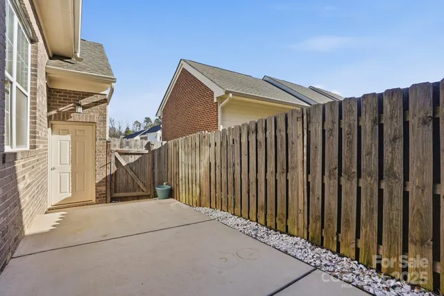 a view of outdoor space