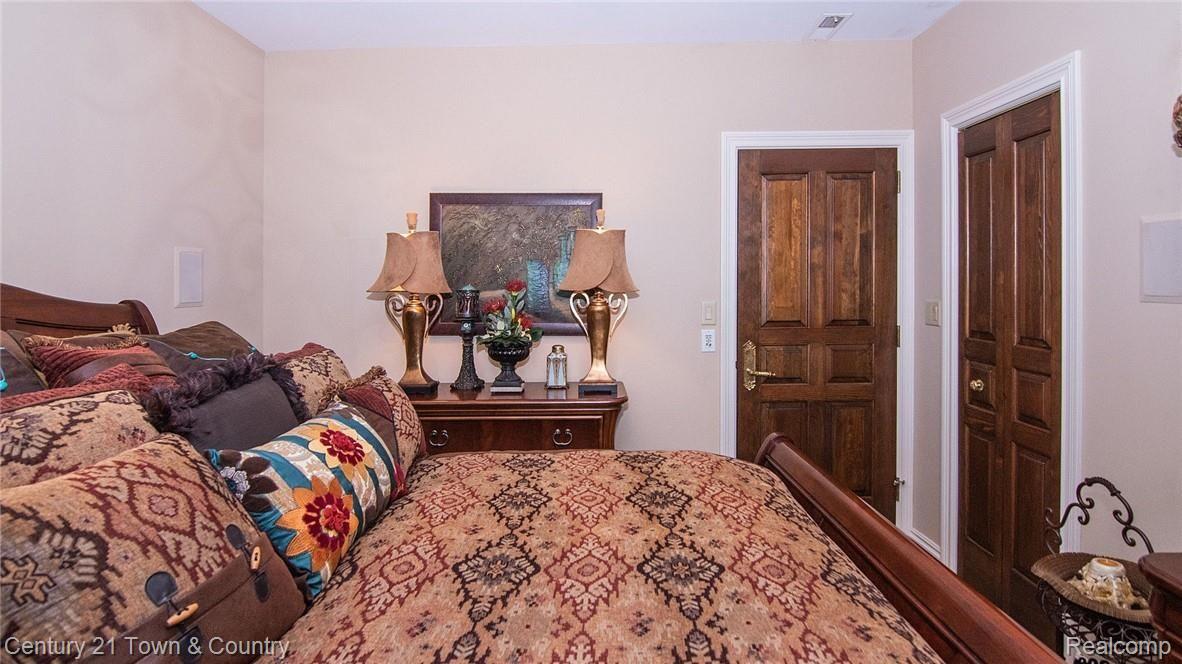 985 South Baldwin Road Oxford, MI 48371 - Photo 56 of 91 052219010560_55.jpg