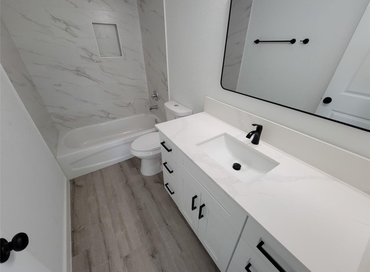 7813 Hirsch Road, Unit B Houston, TX 77016 - Photo 24 of 37 Gallery Image 24