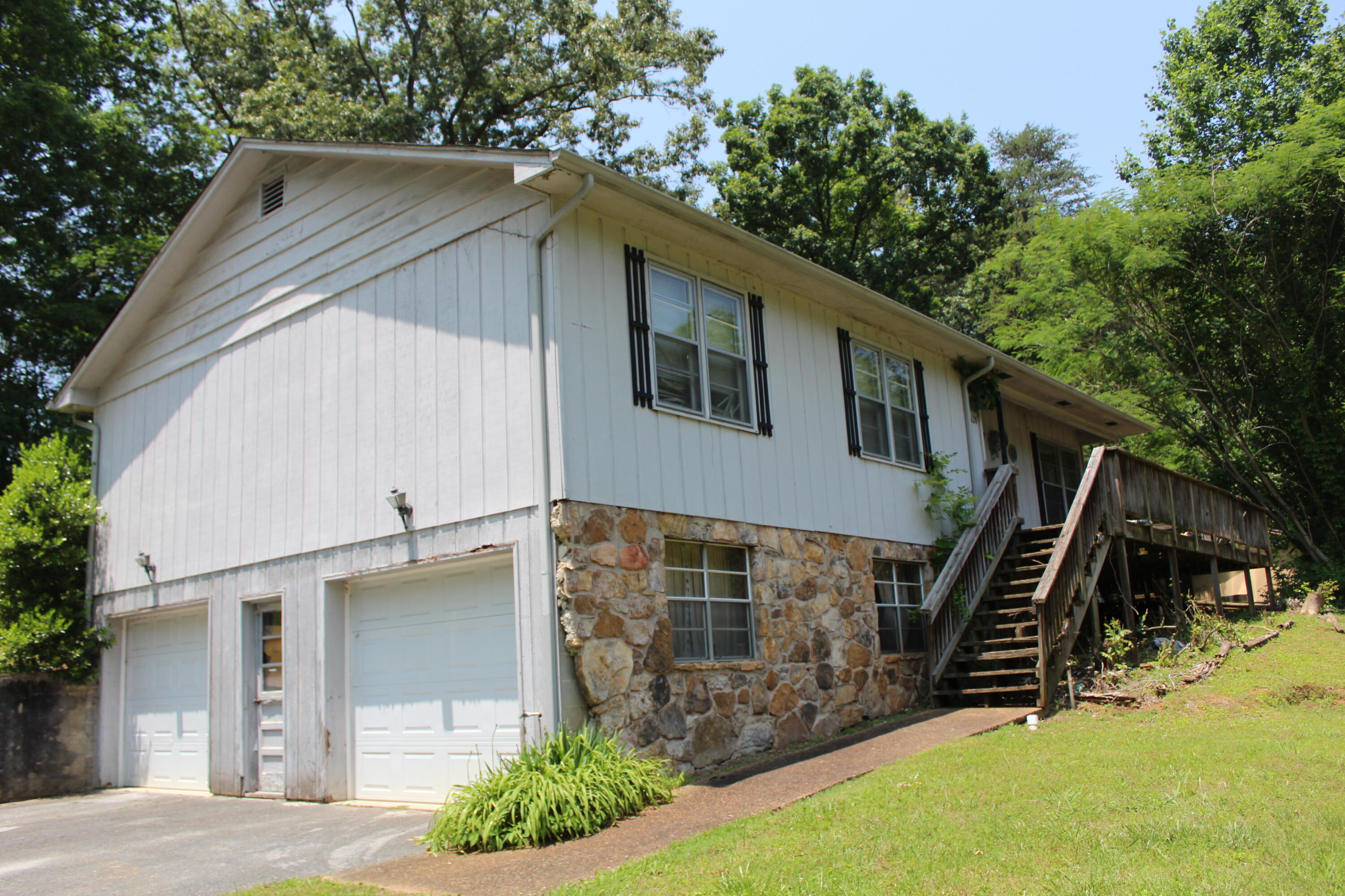 620 Clift Road Soddy Daisy, TN 37379 - Photo 1 of 4 IMG_6881