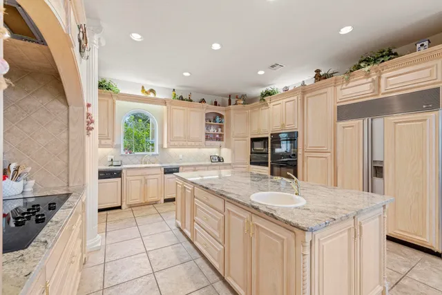 $2,000,000 | 2425 Farm To Market 2342 Burnet Tx 78611, Burnet, TX 78611