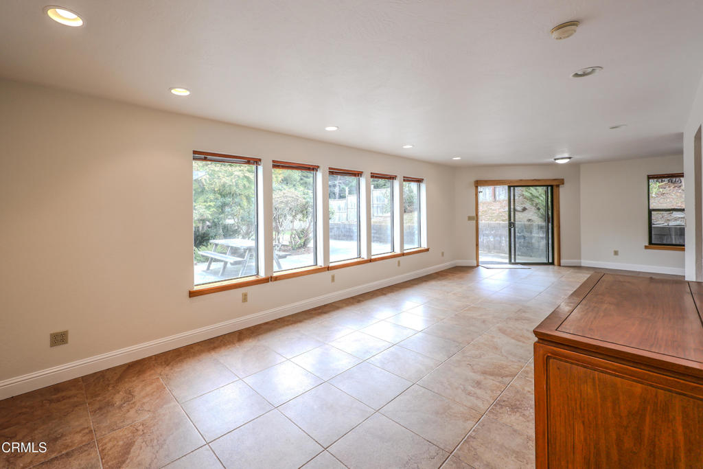 31600 Little Valley Road Fort Bragg, CA 95437 - Photo 14 of 75 BK6A3042