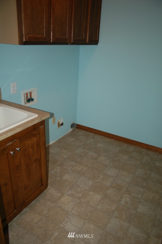 3754 Kneuman Road Sumas, WA 98295 - Photo 4 of 13
