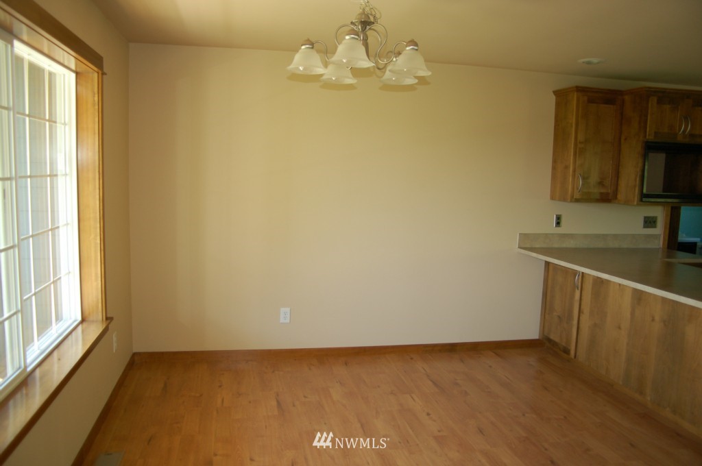 3754 Kneuman Road Sumas, WA 98295 - Photo 5 of 13