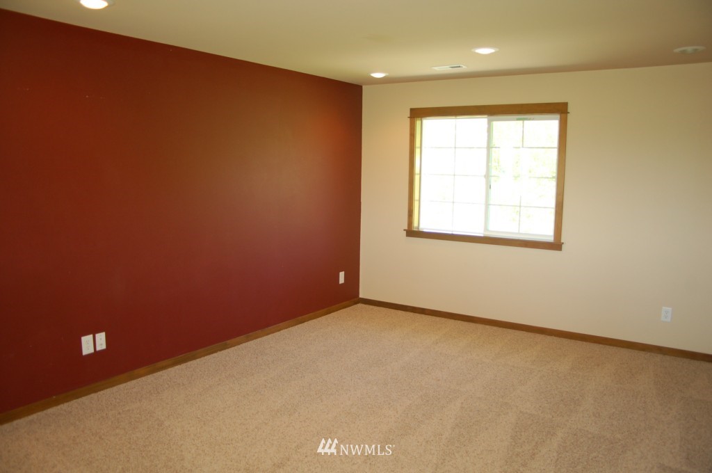 3754 Kneuman Road Sumas, WA 98295 - Photo 8 of 13