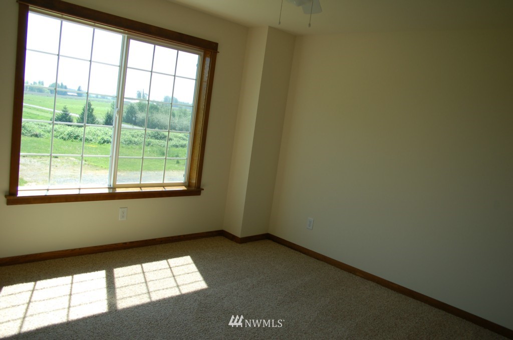 3754 Kneuman Road Sumas, WA 98295 - Photo 9 of 13