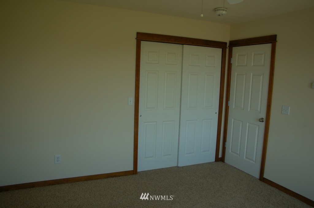 3754 Kneuman Road Sumas, WA 98295 - Photo 10 of 13