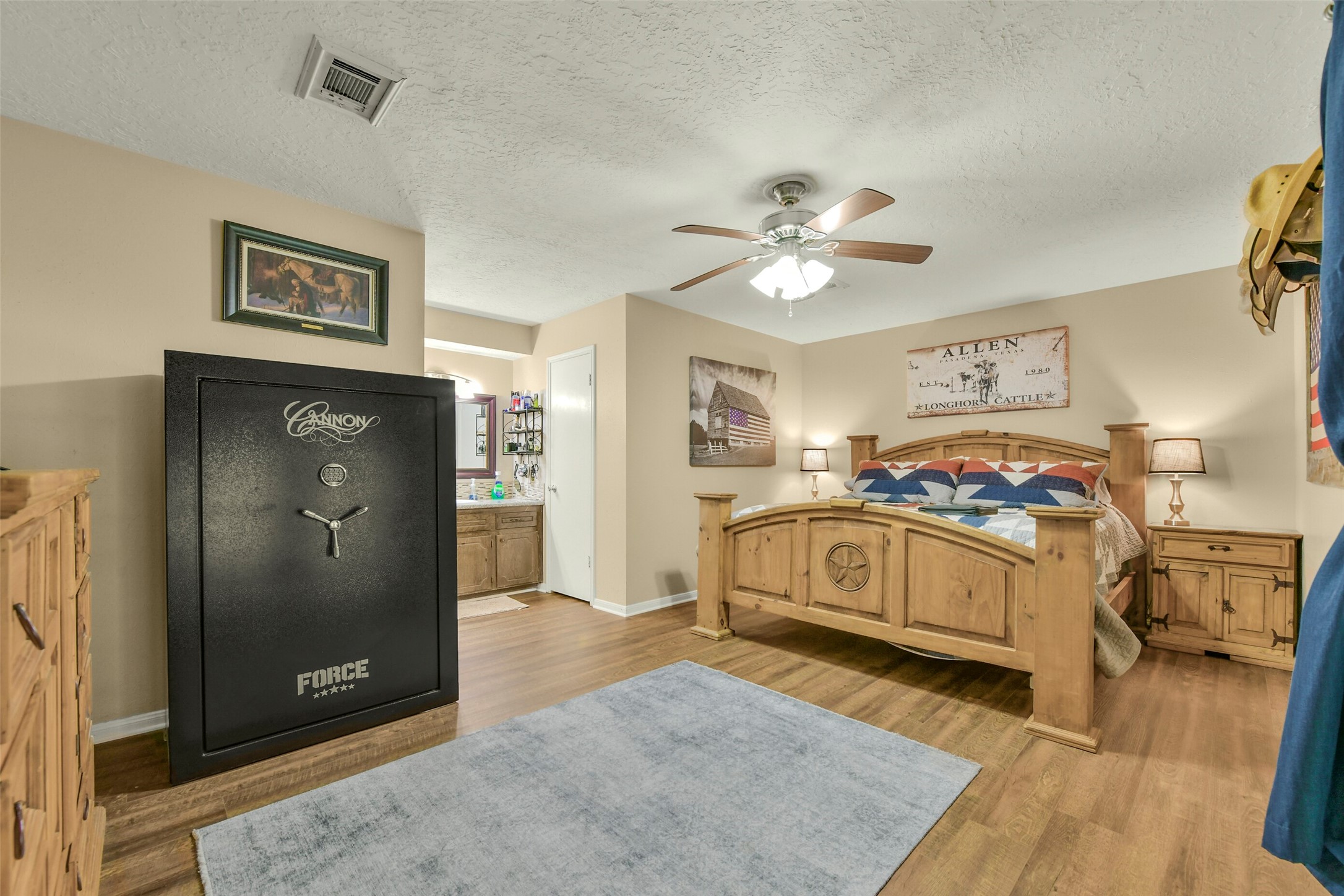 4410 Aztec Street Pasadena, TX 77504 - Photo 9 of 23 Gallery Image 9