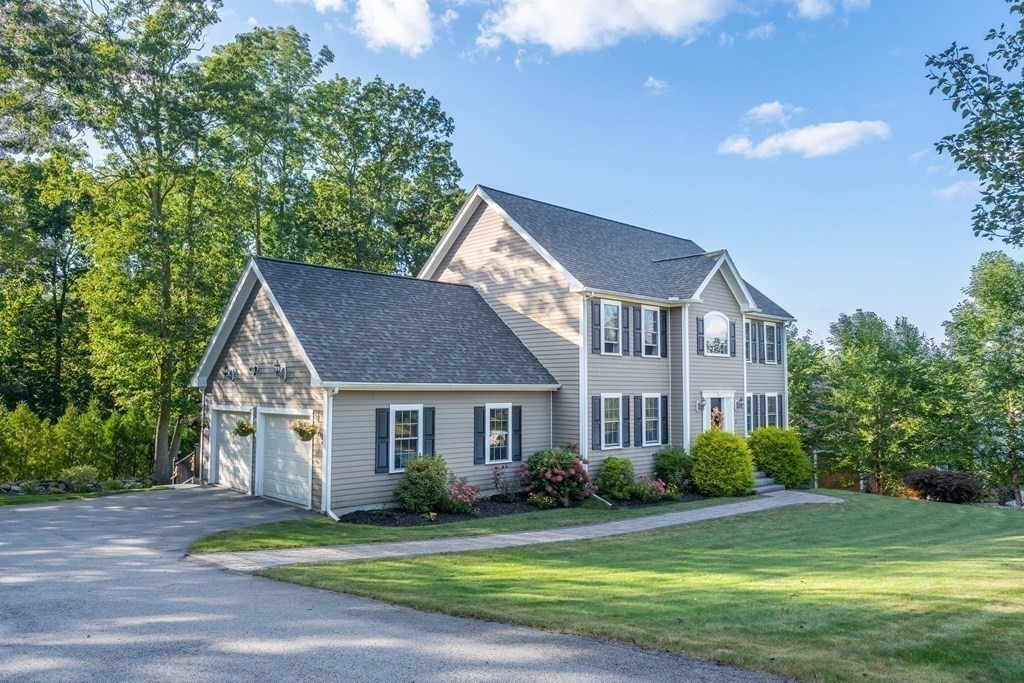 2 Camden Drive Auburn, MA 01501 - Photo 2 of 36 Gallery Image 2