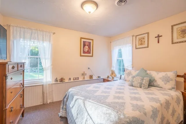 $775,000 | 2 Camden Drive, Auburn, MA 01501