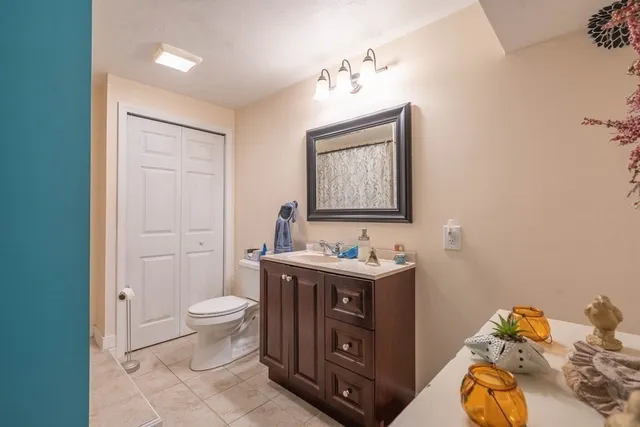 $775,000 | 2 Camden Drive, Auburn, MA 01501