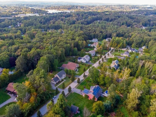 $775,000 | 2 Camden Drive, Auburn, MA 01501