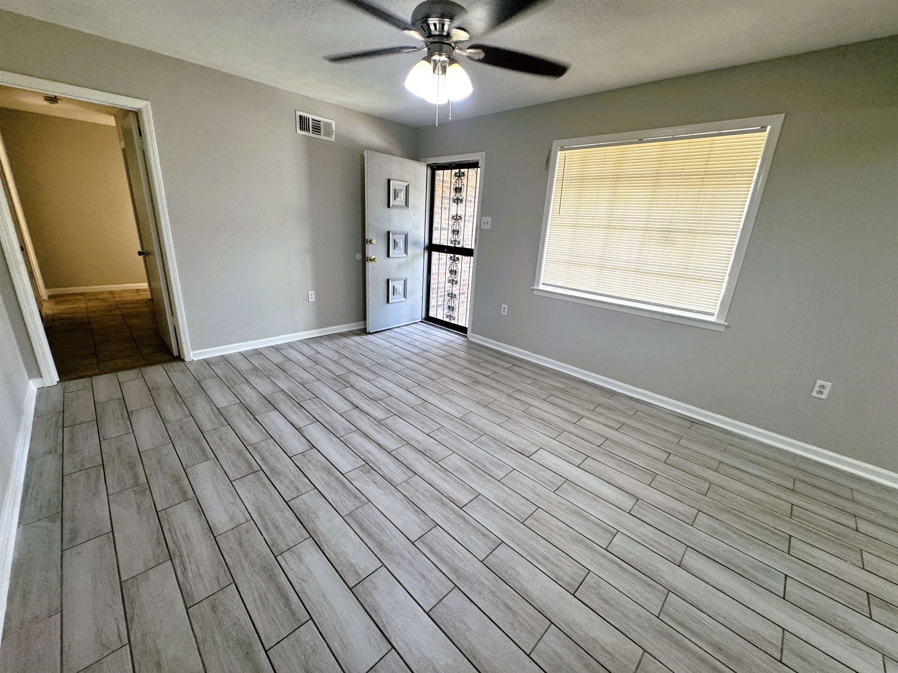 5209 Yale Road Memphis, TN 38134 - Photo 2 of 16 Gallery Image 2