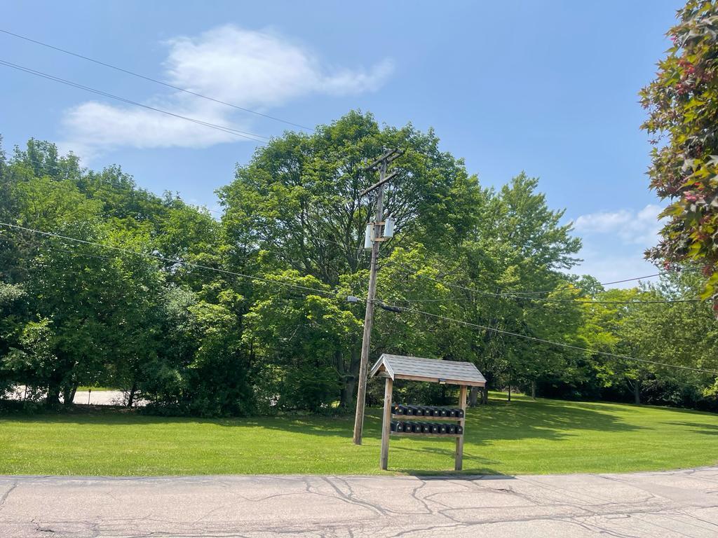 100 West Hickory Grove Road Bloomfield Hills, MI 48304 - Photo 18 of 19 13